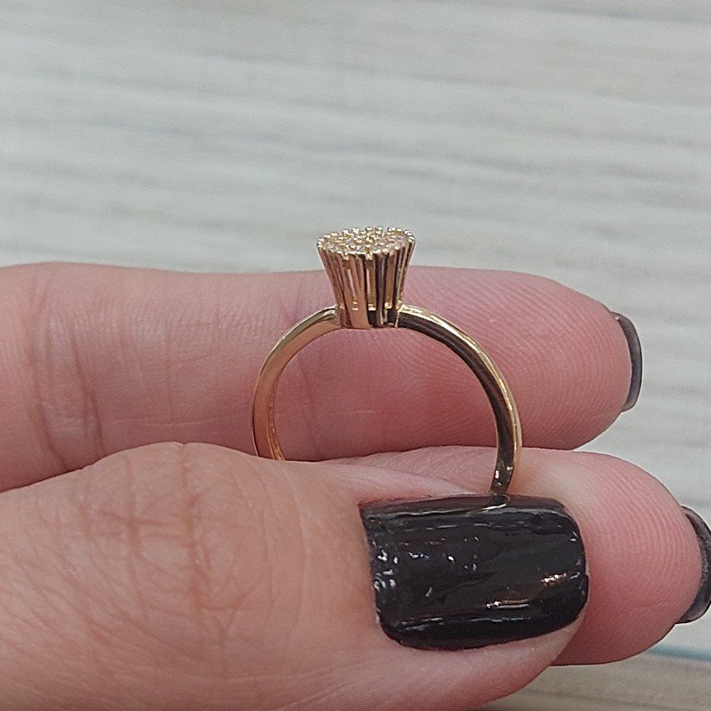 Anel Solitario Com Zirconia Folheado A Ouro Chuveirinho
