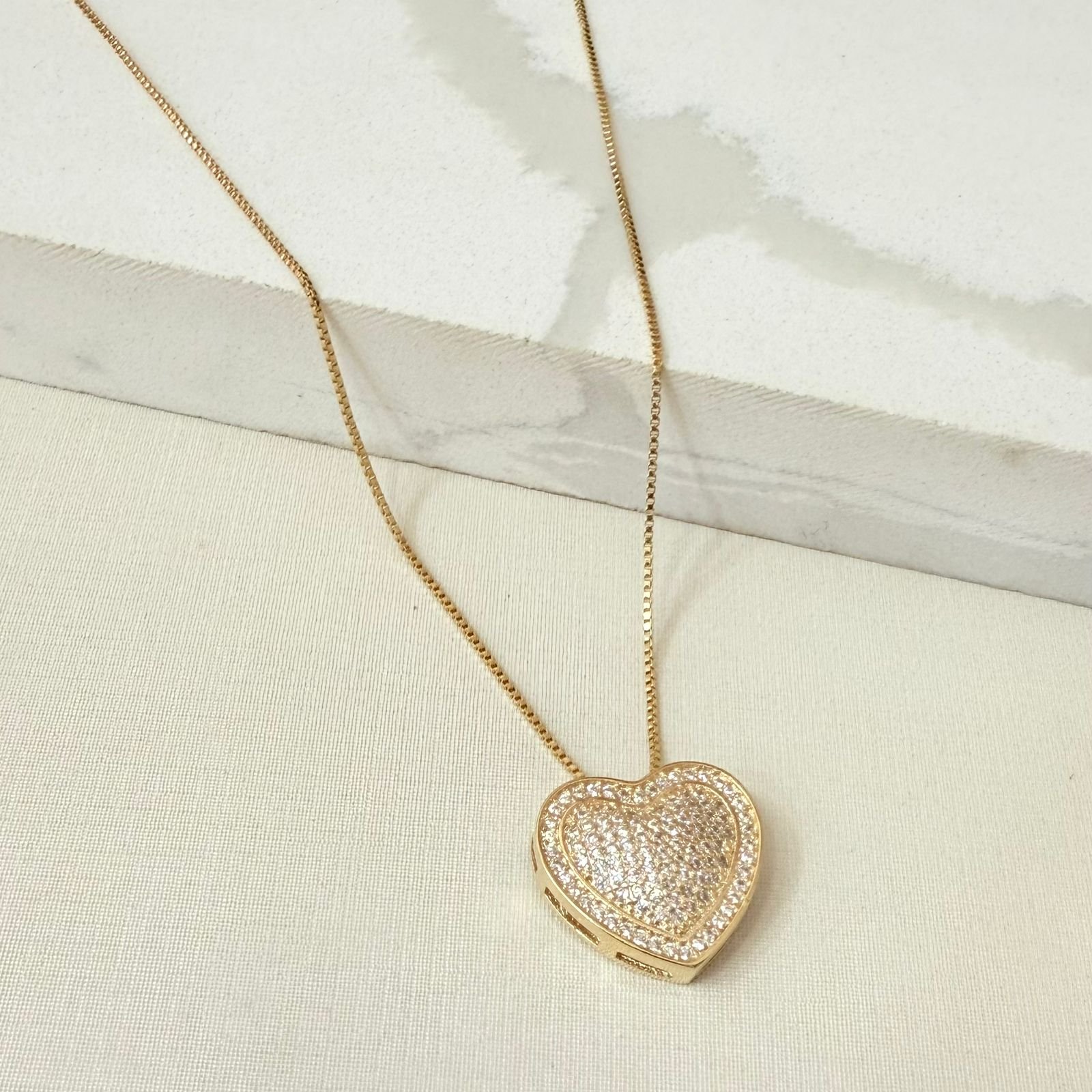 Colar De Coração Com Zirconias Folheado A Ouro