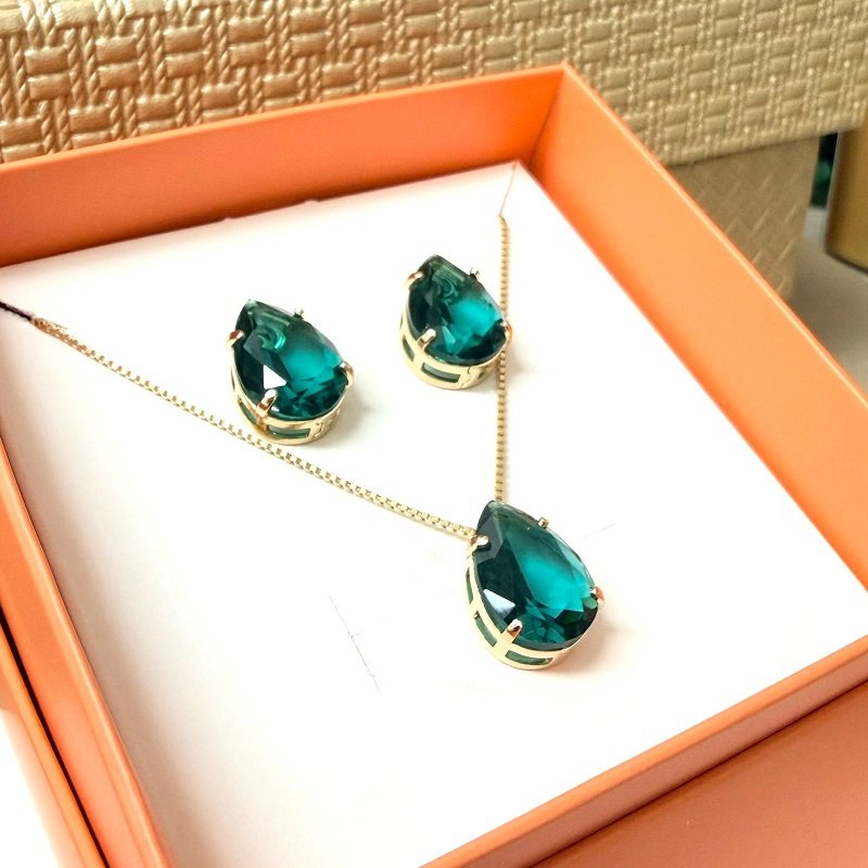 Conjunto Brincos+colar Pedra Gota Verde Folheado A Ouro Verde Claro