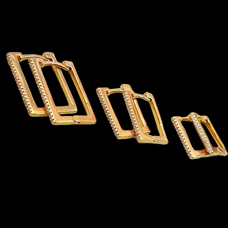 ARGOLA QUADRADA FOLHEADO A OURO KIT COM 3 PARES
