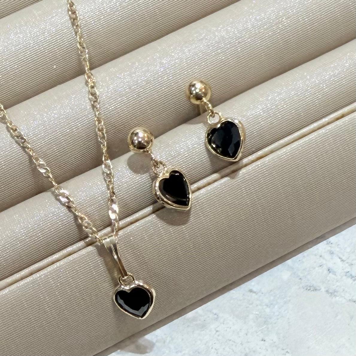 Conjunto De Coração Com Zirconia Folheado A Ouro