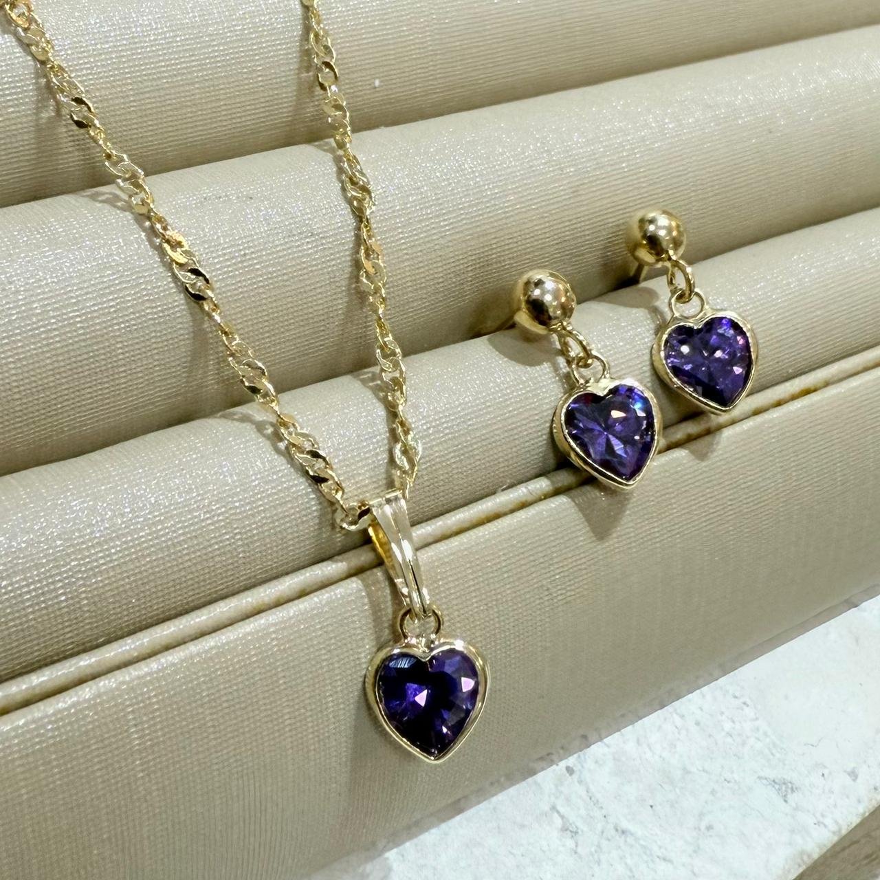 Conjunto De Coração Com Zirconia Folheado A Ouro