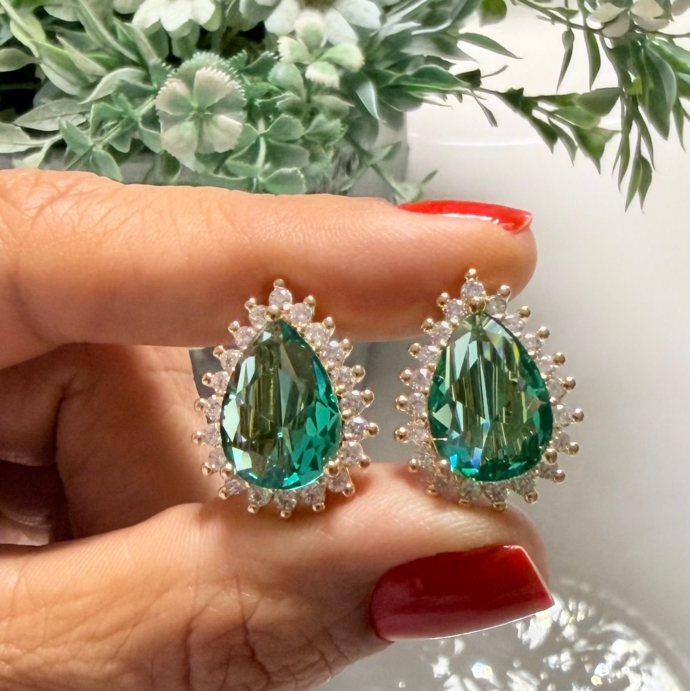 Brinco De Pressão Zircônia Cravejada Folheado A Ouro