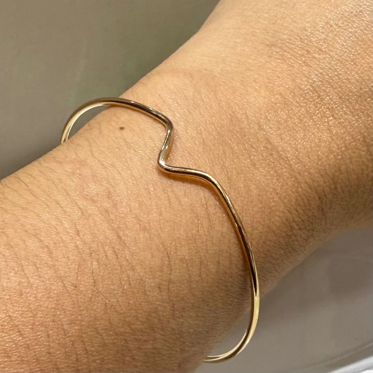 Bracelete Feminino Folheado A Ouro Delicado