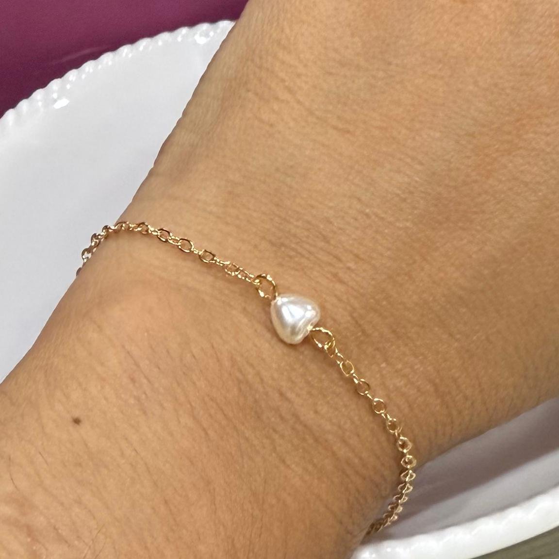 Pulseira Perola Coração Folheado A Ouro
