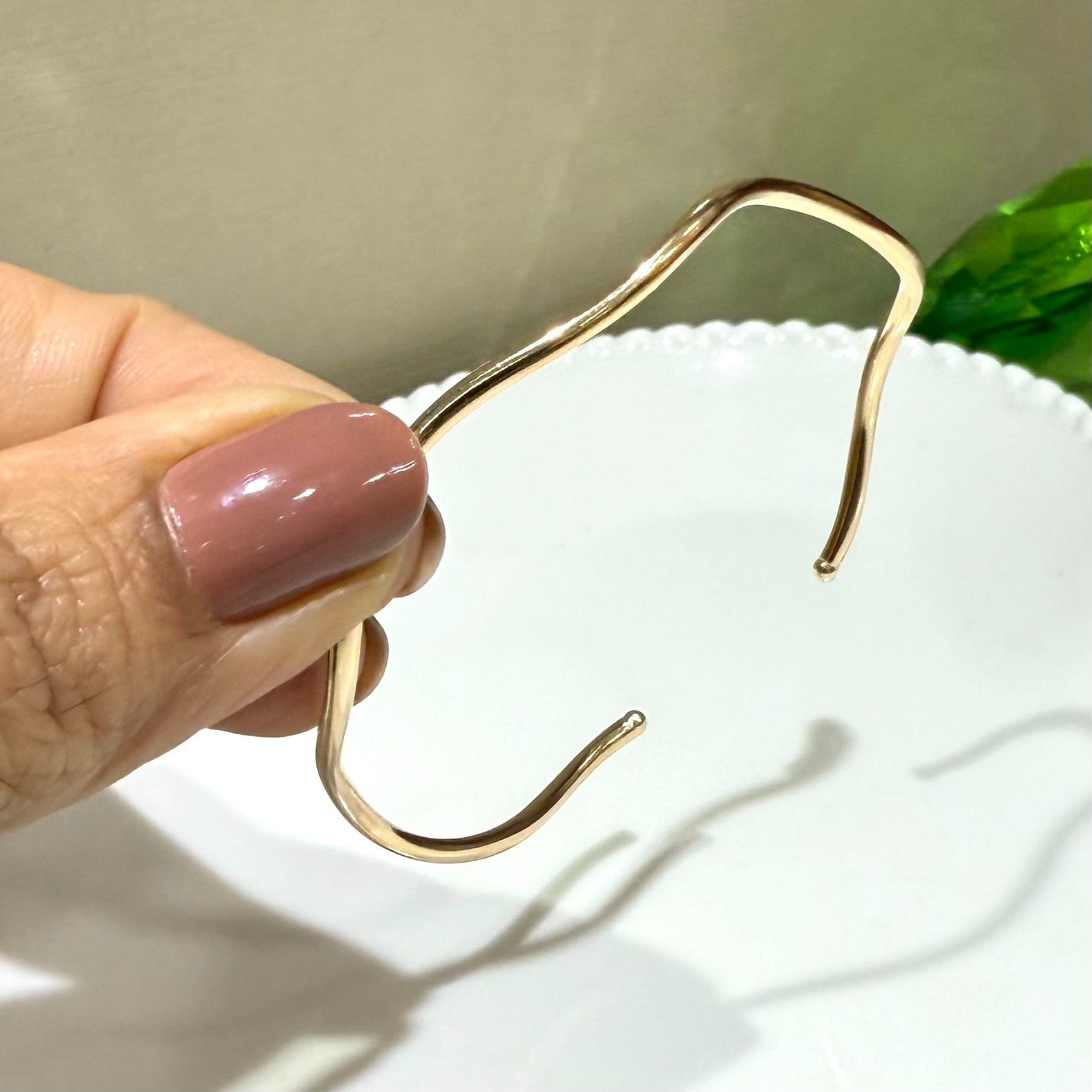 Bracelete Feminino Folheado A Ouro Ondulado