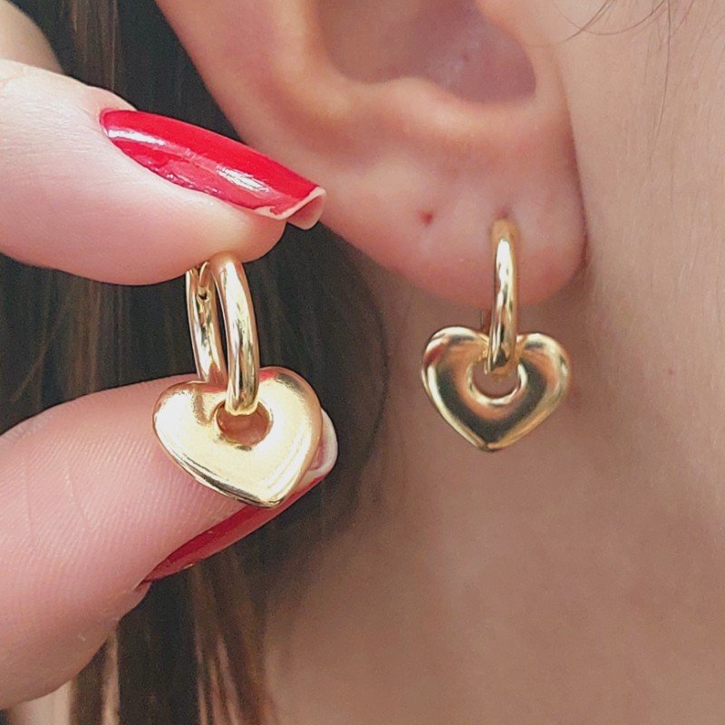 Brinco De Argola Com Pingente Folheado A Ouro