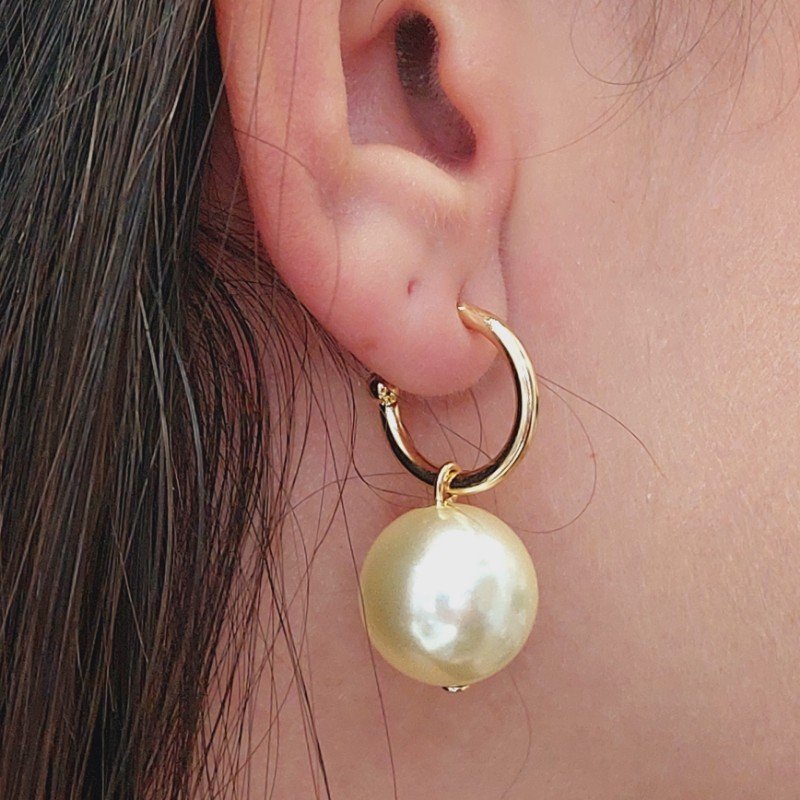 Brinco De Argola Com Perola Folheado A Ouro