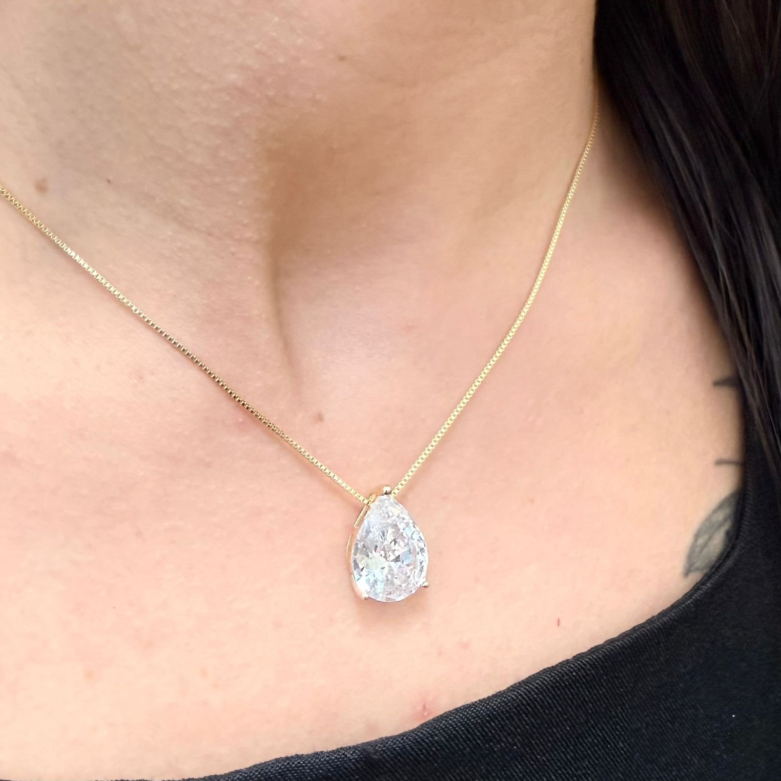 Conjunto Brincos E Colar Gota Zirconia Folheado A Ouro