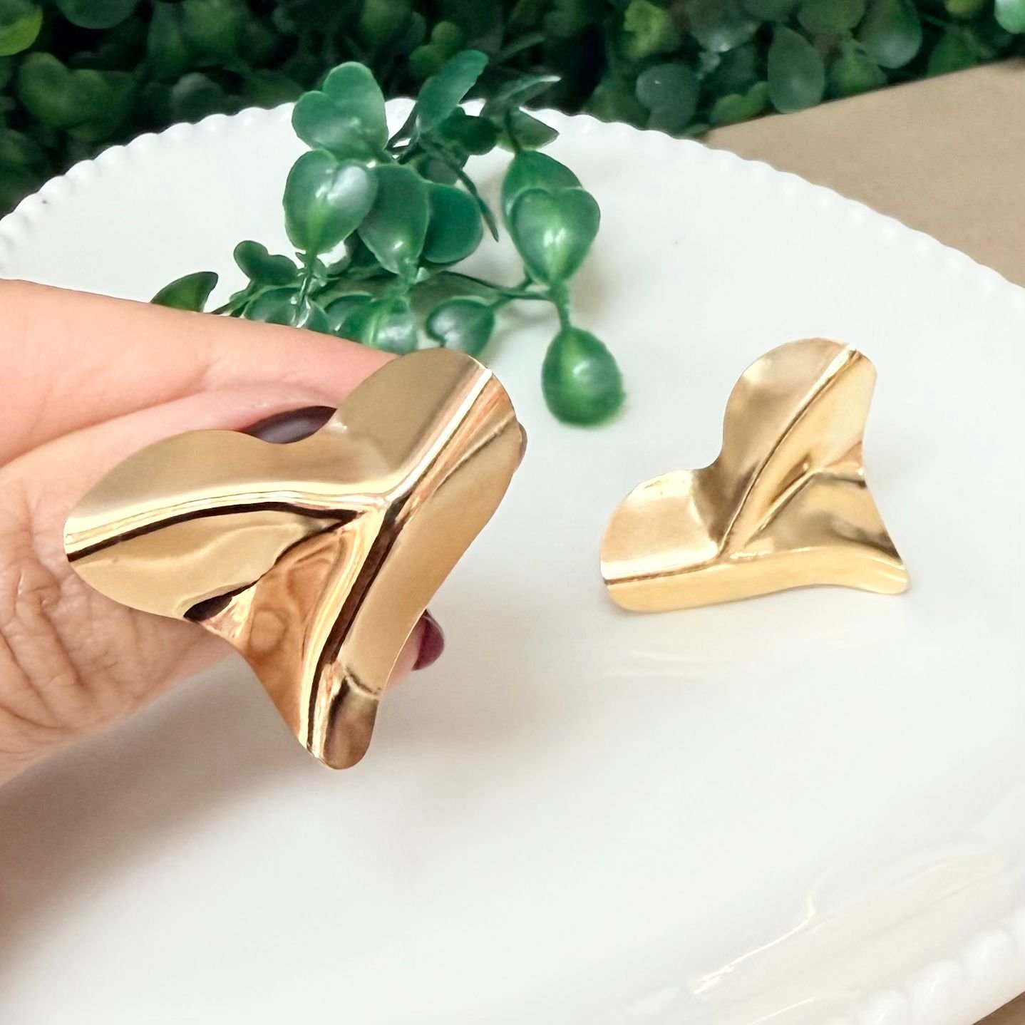 Brinco De Pressão Coração Orgânico Folheado A Ouro