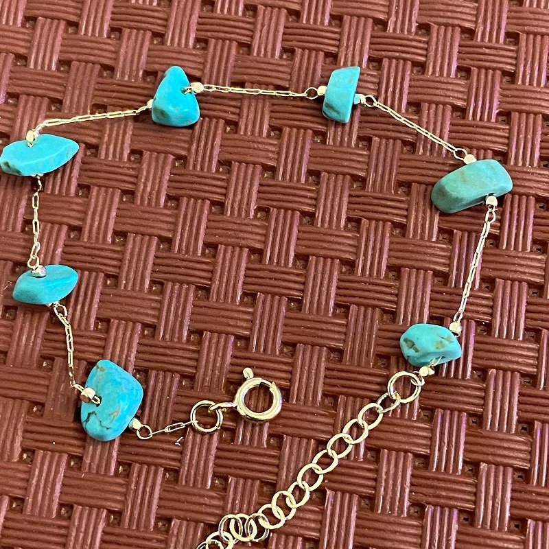 Pulseira Com Cascalho Turquesa Folheado A Ouro