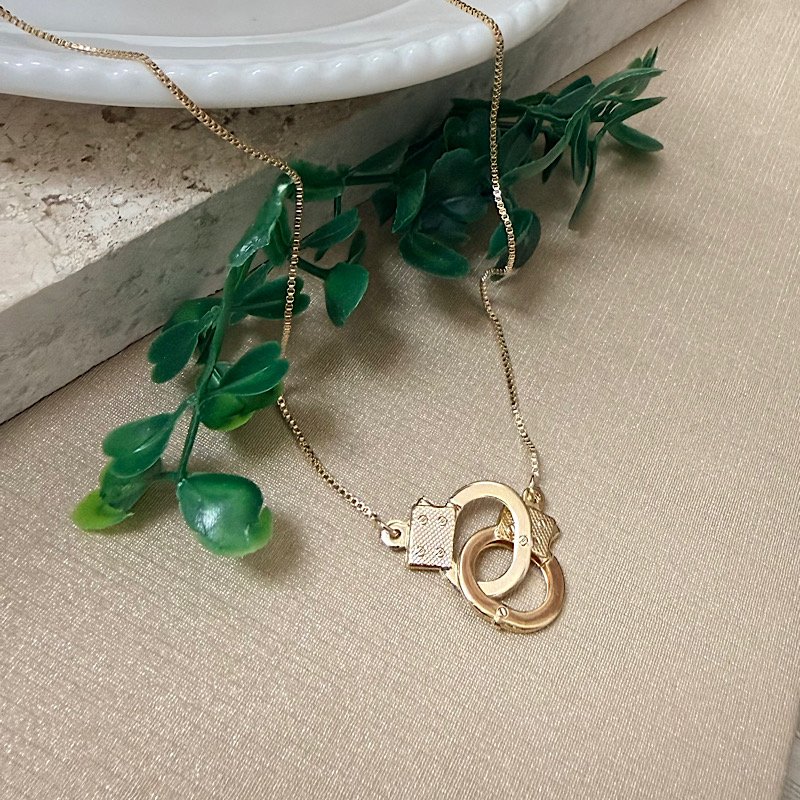 Colar Algemas Folheado A Ouro