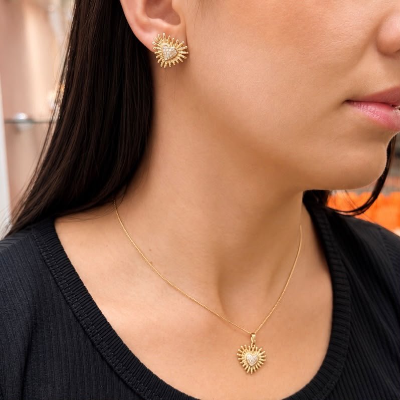 Conjunto Coração Cravejado Zirconias Folheado A Ouro