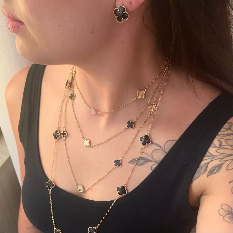 Choker Trevo De Quatro Folhas Folheado A Ouro Curta