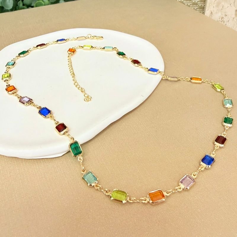 Colar Pedras Coloridas Retangulo Folheado A Ouro