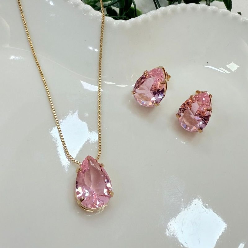 Conjunto Brincos + Colar Gota Folheado A Ouro