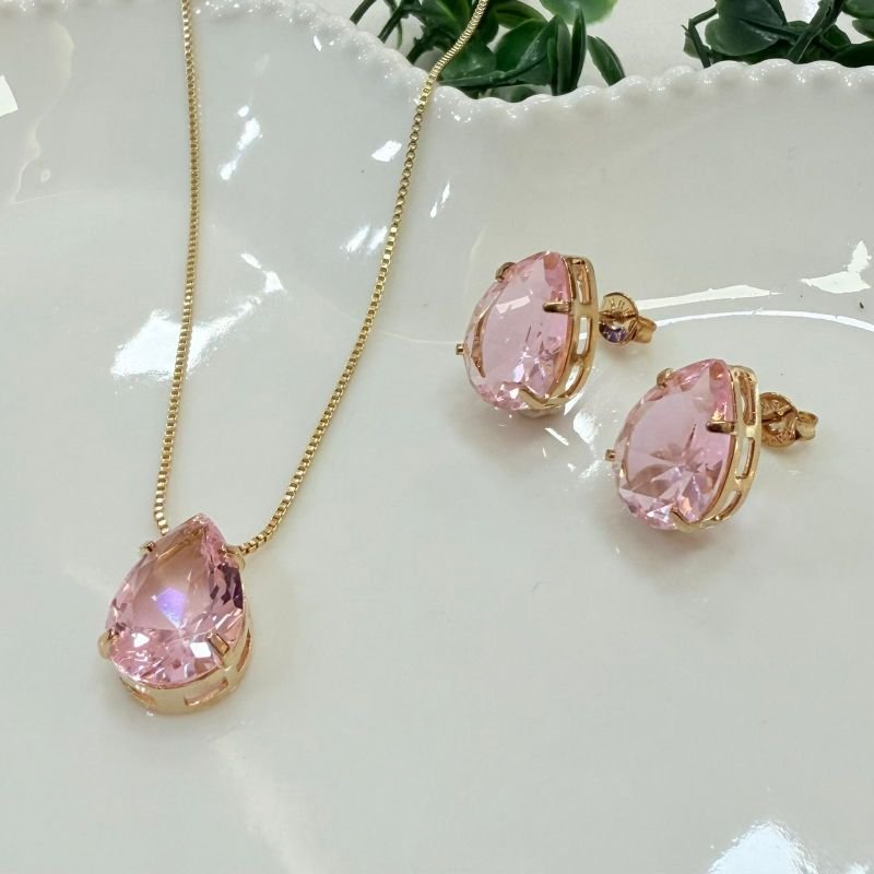 Conjunto Brincos + Colar Gota Folheado A Ouro