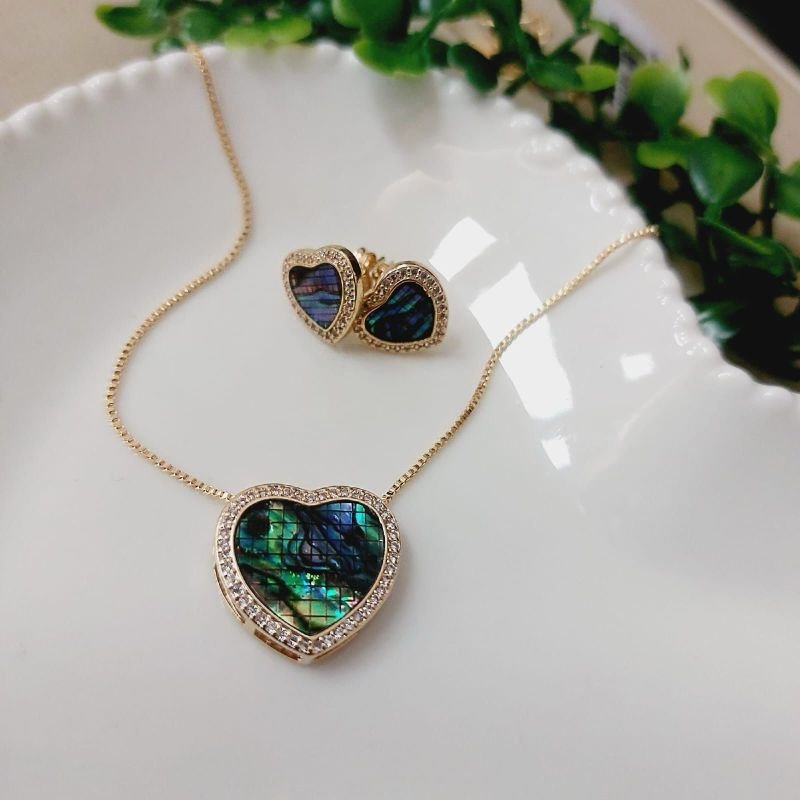 Conjunto De Coracao Abalone Zirconia Folheado A Ouro